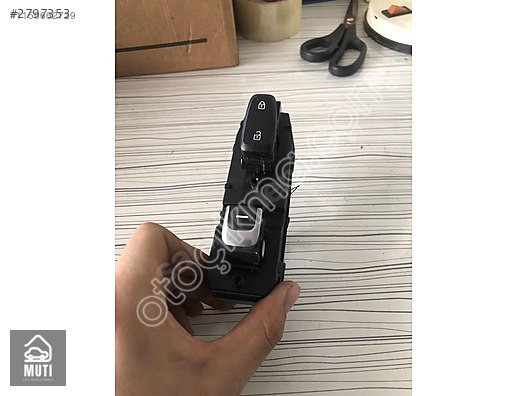 Kia Sportage Cam Kilit Ve Cam Düğme Orjinal 93575-F1000