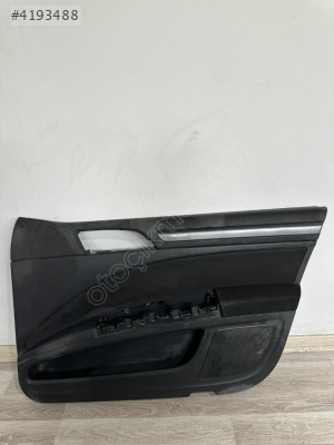 SKODA SPERB SAG ÖN KAPI DÖŞEMESİ 3T1867012