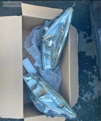 Orjinal Çıkma Opel Insignia Sağ Ön Far - Sol Ön Far