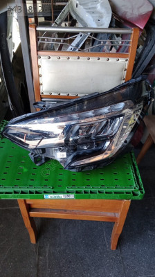 Renault Clio5 touch paket içi siyah zemin sol ön far orijinal