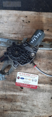 PEUGEOT 206 SOL ÖN CAM MOTORU