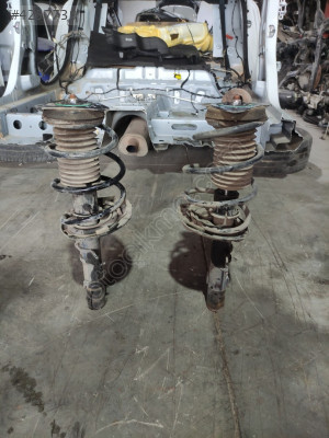 Megan 4 Sağ Sol Ön Amasörleri