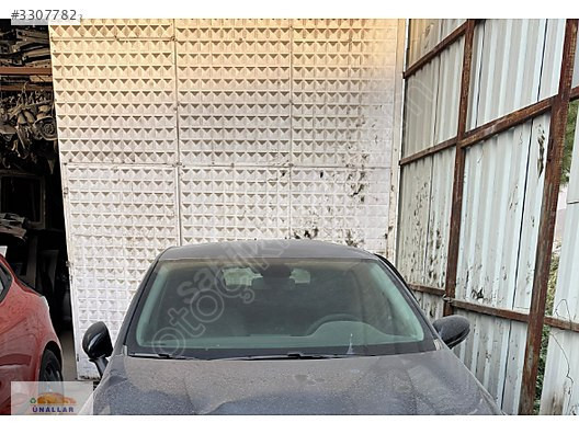 RENAULT CLİO ÖN CAM ÜNALLAR OTO ÇIKMA YEDEK PARÇA