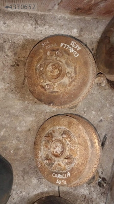 Toyota Corolla ae92 fındık kasa arka sağ sol fren tablasi taşıyıc