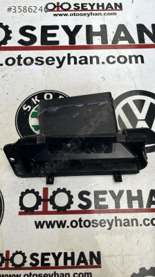 Passat b8.5 kalorifer kazanı sağ göğüs havalandırma kanalı ağzı