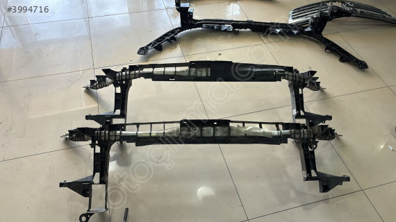 MERCEDES A W176 CLA W117 GLA W156 ÖN PANEL 2466200215