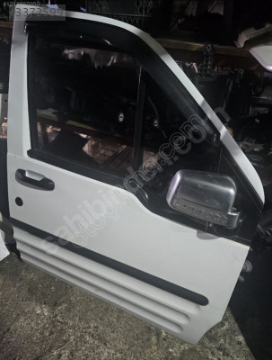 Detayı FORD CONNECT SAG ÖN KAPI DOLU HATASIZ