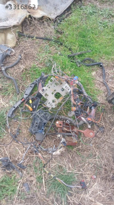 Pejo 206 araç içi arka tesisat yedek parça