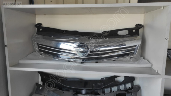 OPEL ASTRA H ÖN PANJUR OEM:1320370