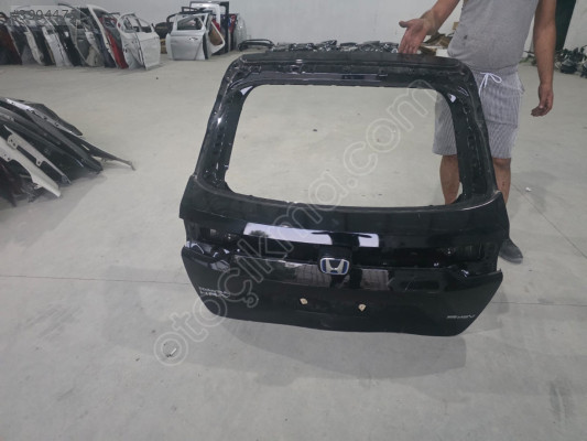 HONDA HR-V SİYAH BAGAJ KAPAĞI ORJINAL BOYASIZ