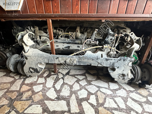 Renault Captur Çıkma Dingil Torsiyon