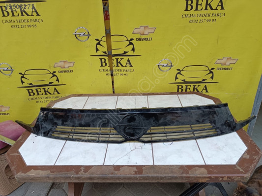 OPEL CORSA F ÖN PANJUR KAPLAMASI PİANO BLACK ÇIKMA ORJİNAL YEDEK