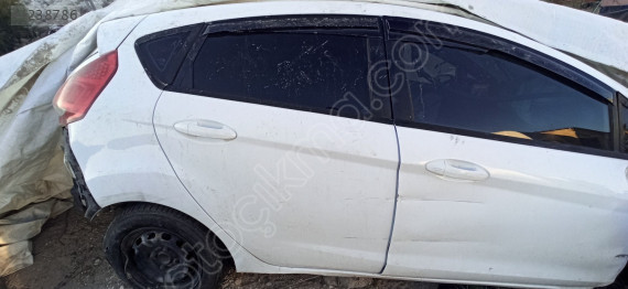 Ford Fiesta 1.4 TDCI trend sağ arka kapı
