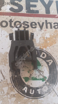 8K5827499 Audi A4 2014 bagaj kapağı dayanma takozu