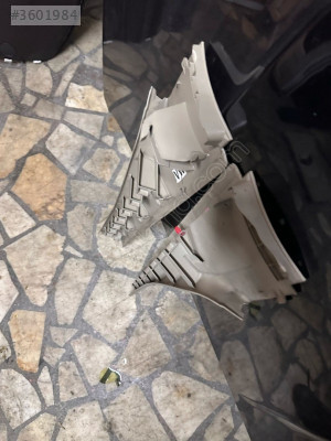 2013 RENAULT LATİTUDE ÖN SAĞ SOL EŞİK PLASTİKLERİ