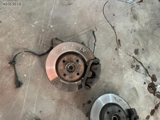 RENAULT MEGAN 1 1.6 16 VALF SAG SOL ÖN TASIYICI MERT OTO
