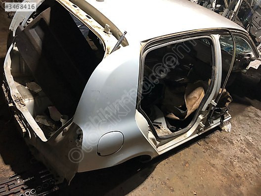 RENAULT CLIO 2 SAĞ ARKA ÇAMURLUK KESME KONUK OTO 05366077016