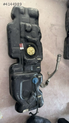 Ford Custom Orijinal Çıkma  Mazot Deposu