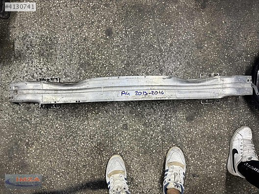 8K0807113F AUDİ A4 ÖN TAMPON DEMİRİ ORİJİNAL ÇIKMA 2013-16