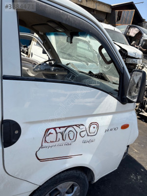 HYUNDAİ H100 SAĞ ÖN KAPI 2015 MODEL