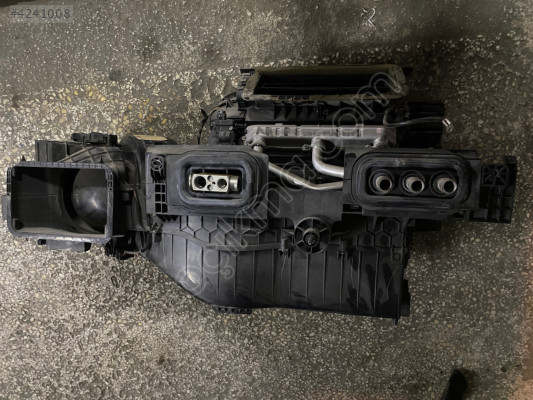 BMW X6 KLİMA KALORİFER KAZANI