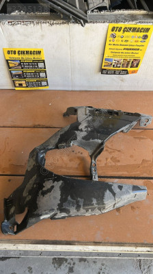 BMW F10 SAĞ ÖN TAMPON BRAKETİ 7200722
