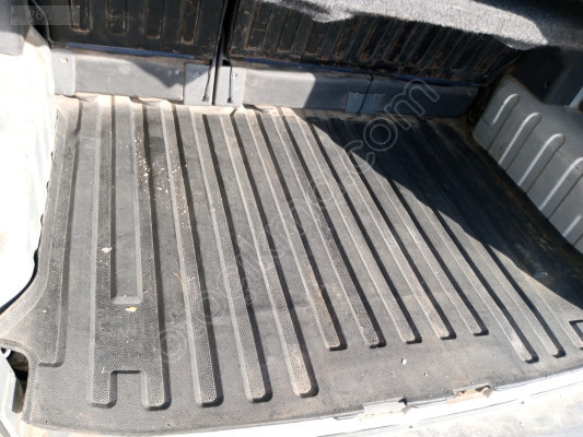 Peugeot partner bagaj havuzu