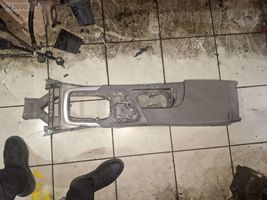 ÖZMEN OPEL İNSİGNİA İNSİGNA A ARA KOL DAYAMA ORTA KONSUL