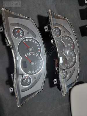 OPEL MERIVA KM SAATI