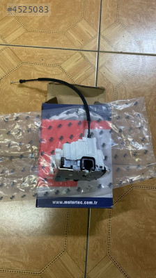 EGEA SAĞ ÖN KAPI KİLİDİ