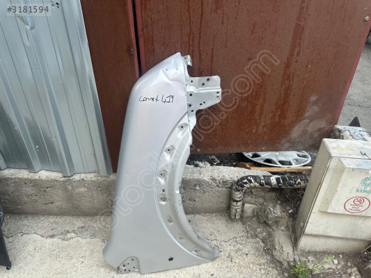 Ford Connect sağ ön çamurluk