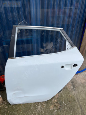 KİA CEED 2012-2017 SOL ARKA KAPI ORİJİNAL ÇIKMA