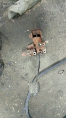 Kia klarus fren pedalı