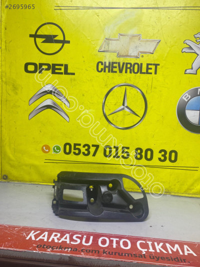 Peugeot 2008 İçin Sağ Arka Tampon Braketi - Çıkma Parça