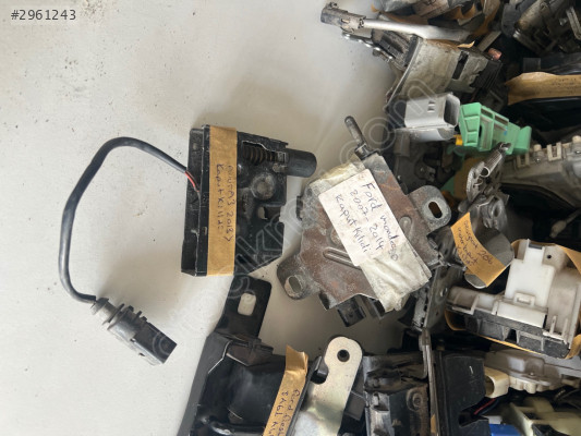 Audi a3 2015 kaput kilidi