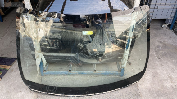dacia dokker 2021 çıkma ön cam (yan sanayi) (son fiyat)
