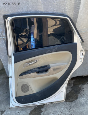 fiat linea 2011 sağ arka kapı döşemesi (son fiyat)