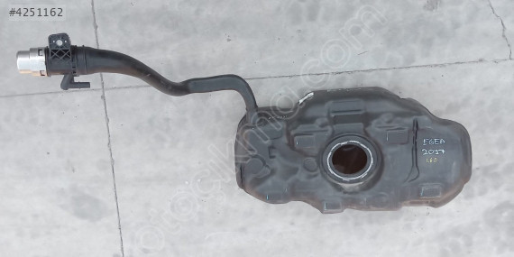 fiat egea 2017 1.6 çıkma orjinal yakıt deposu (son fiyat)