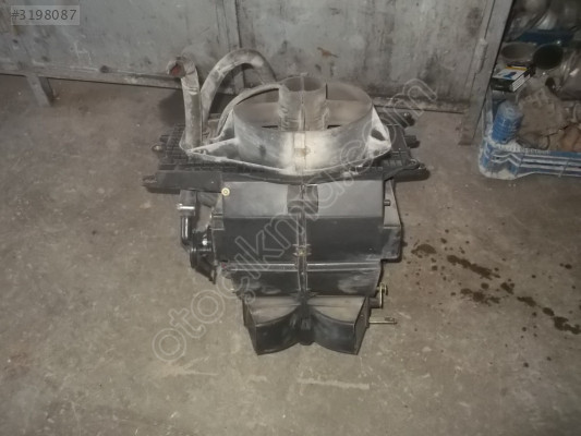 FİAT UNO 70 LİK  ÇIKMA KALİFER KUTUSU