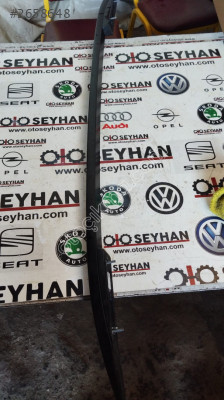 2GM860026b T-cross sağ tavan çıtası