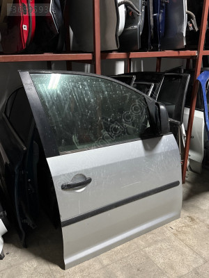 Volkswagen Caddy Sağ Ön Kapı Hatasız Çıkma Orijinal