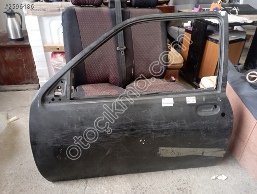 Ford Fiesta 96-02.Tek kapı Sol ön kapı