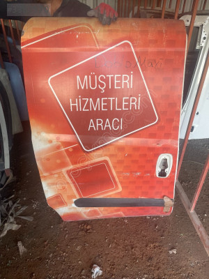 FİAT DOBLO MAXİ SAĞ ARKA KAPI