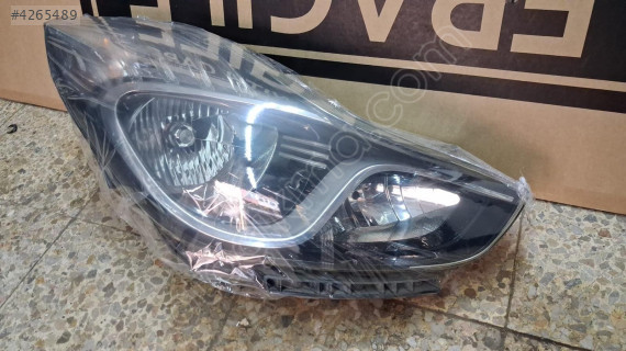 HYUNDAİ İ20 SAĞ FAR ORİJİNAL ÇIKMA 2010-2019