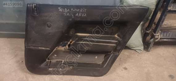 SKODA FAVORİT SAĞ ARKA KAPI DÖŞEMESİ