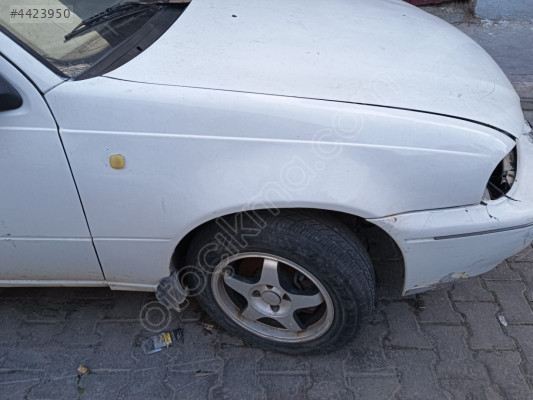 1997 daewoo nexia sağ ön çamurluk