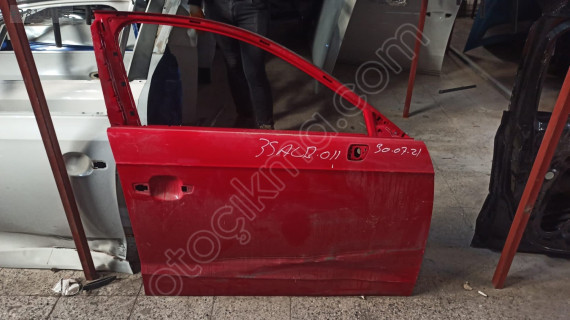 2017 AUDİ A3 SAĞ ÖN KAPI