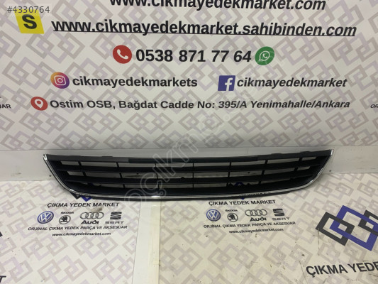 VW Jetta 2010-2014 Arası Ön Tampon Izgarası İthal Marka 5C6853671
