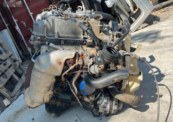 MITSUBİŞHİ L200  MOTOR ÇIKMA GARANTİLİ ÇEVİK OTO