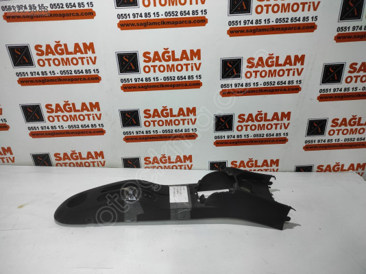 RENAULT CLİO-3 ÇIKMA ORTA KONSOL OEM; 8200838143